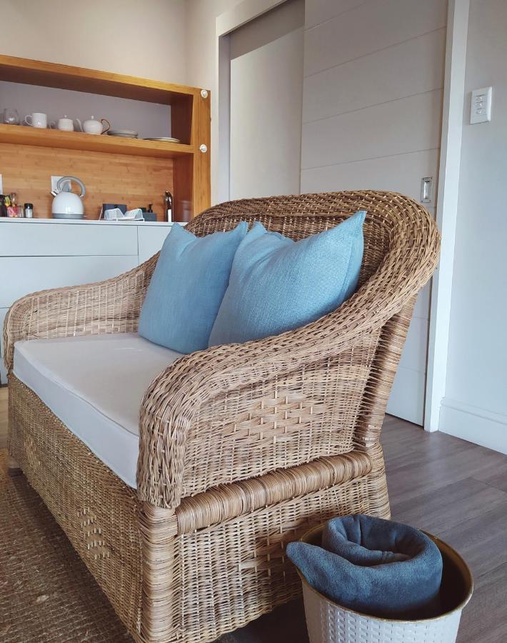 Apartment At Hermanus Waterfront Esterno foto