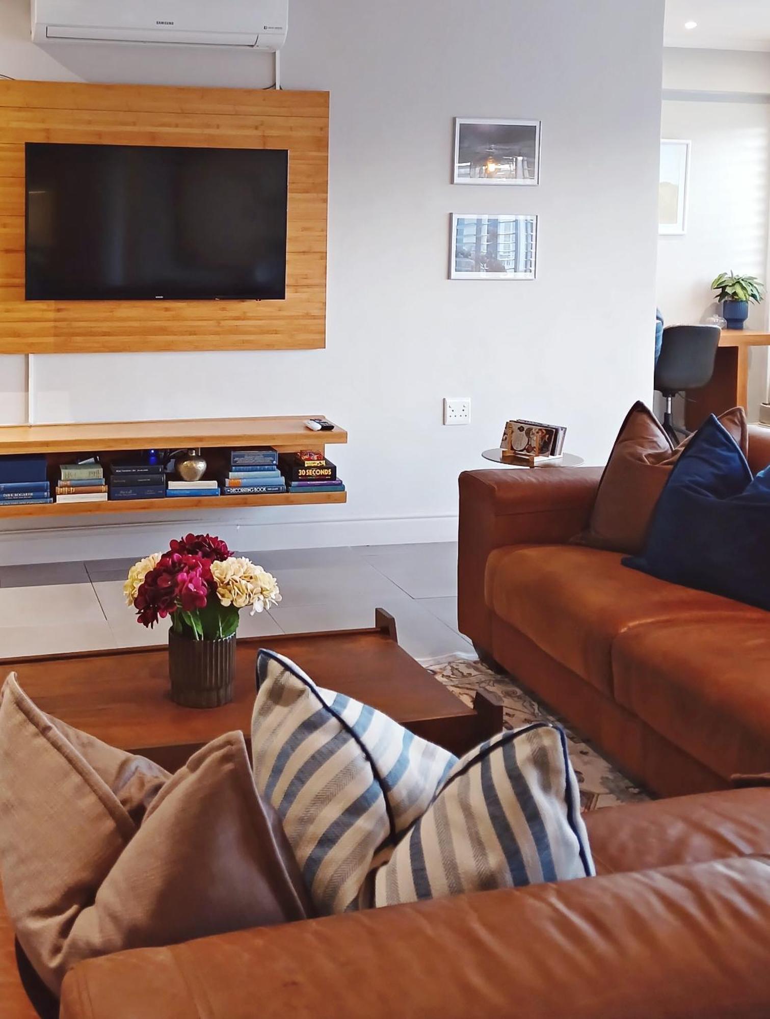 Apartment At Hermanus Waterfront Esterno foto